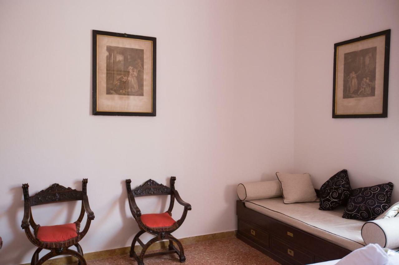 Baldovini Home Stay, Close To The City Center Florenz Exterior foto